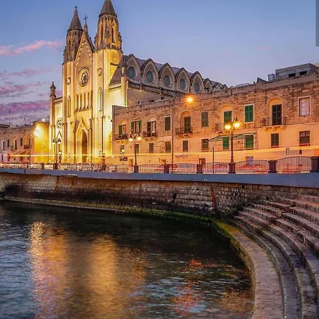 Lovely Near Balluta Bay Rc Lejlighed San Ġwann