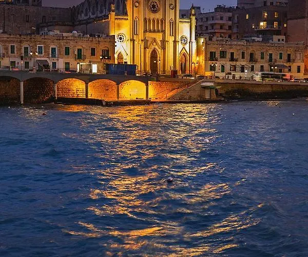 Lovely Near Balluta Bay Rc